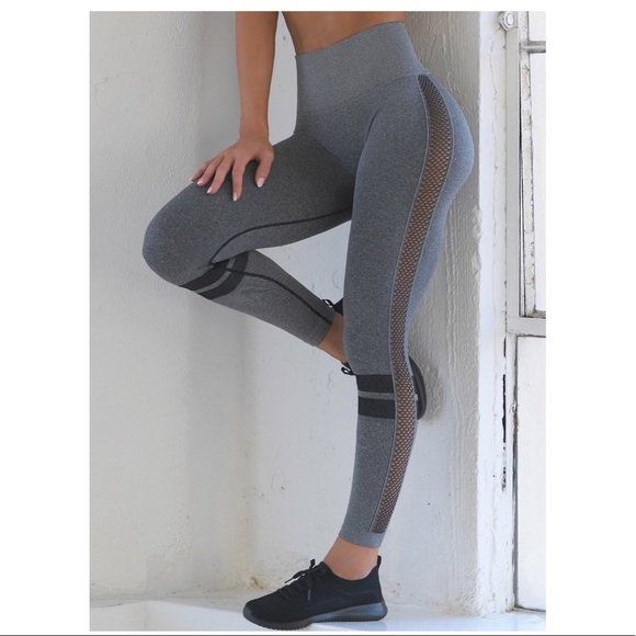 bombshell sportswear seamless